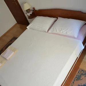  Apartment Ivanis Kroatien