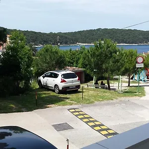 apartman-zoja.primorje-gorskikotar.com/
